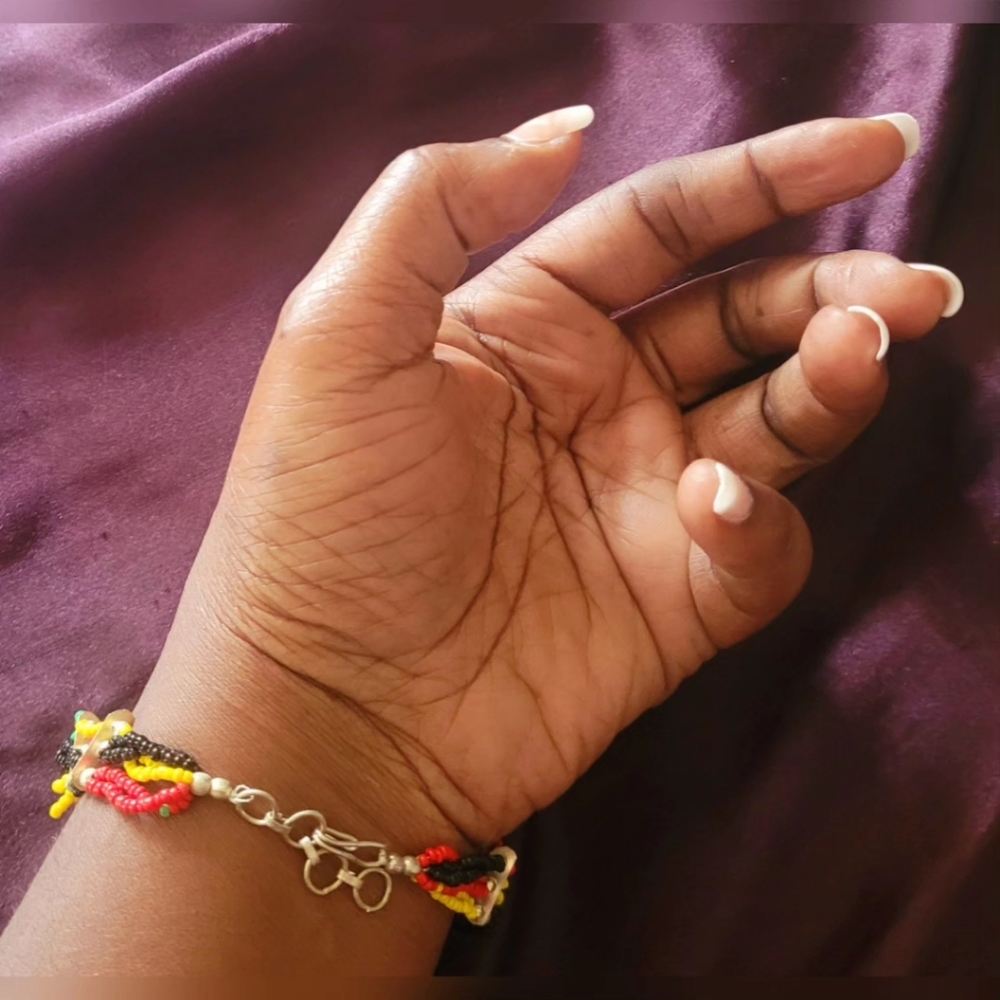 Handmade Rasta Beaded Bracelet - Picture 2 of 3